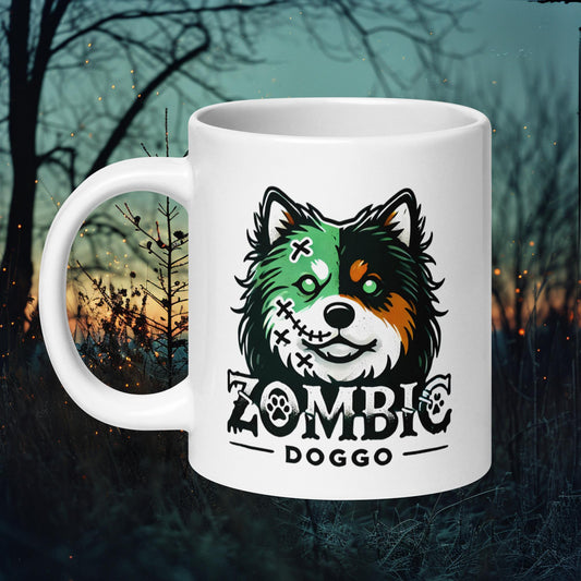 Mug featuring a Finnish Lapphund in a zombie design with the text 'Zombie Doggo,' perfect for Halloween and dog enthusiasts.